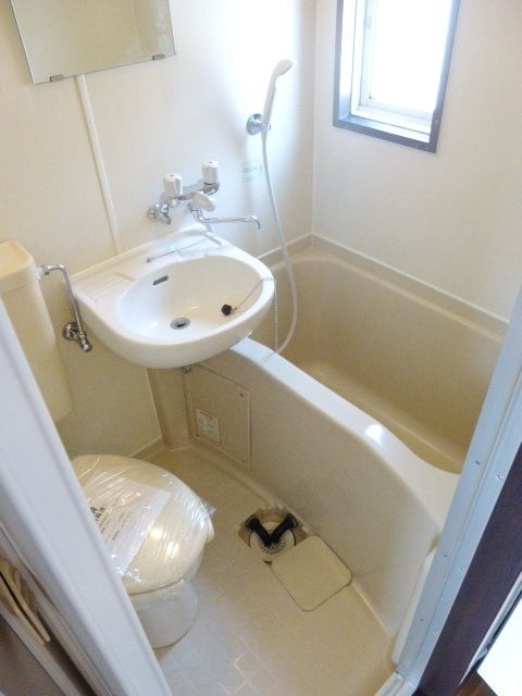 バス・シャワールーム　★バスルーム★窓有り★