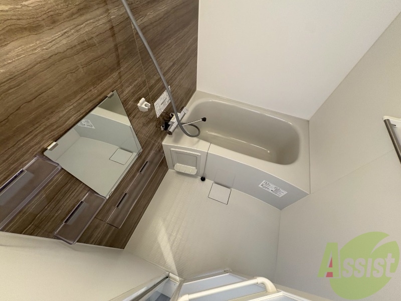 バス・シャワールーム　お風呂になります。一日の疲れを癒してくださいね。