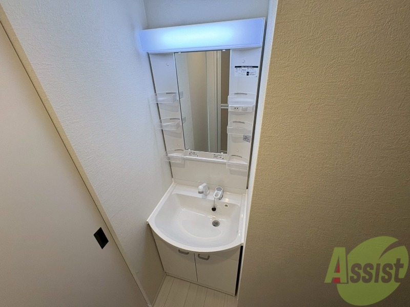 洗面設備　シャンプードレッサーで身支度もラクラクです！