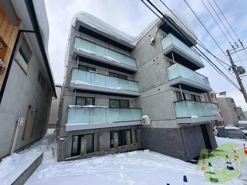 建物外観　札幌市豊平区平岸四条「Ｐａｒｉｃｉ南平岸」