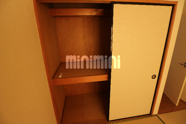 収納　和室に収納があります