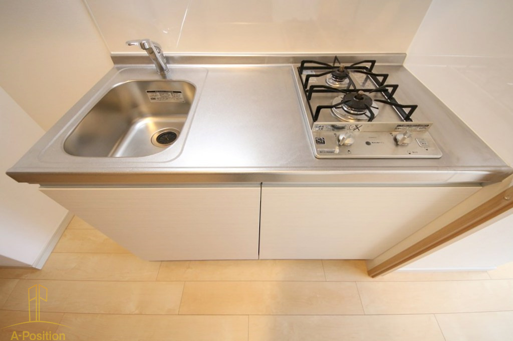 キッチン　エスカーサ大阪WEST九条駅前