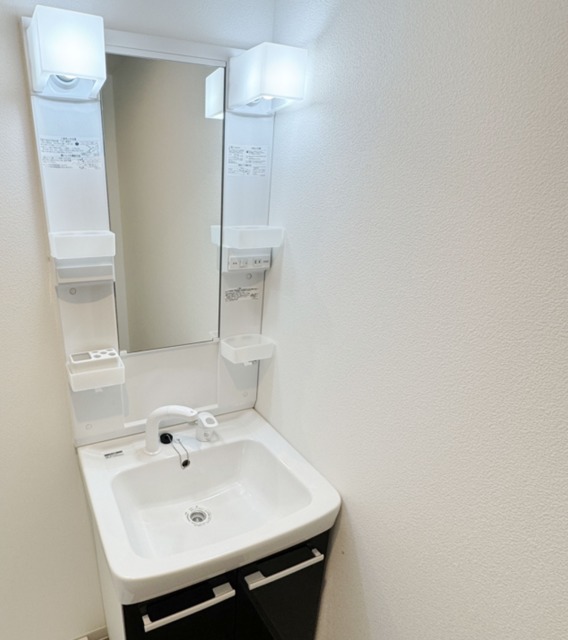 洗面設備　同仕様