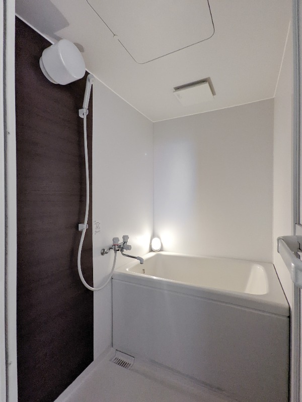 バス・シャワールーム　図面と現状に相違がある場合には現状を優先