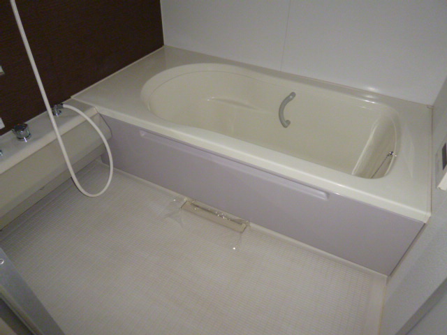 バス・シャワールーム　追い焚きバス