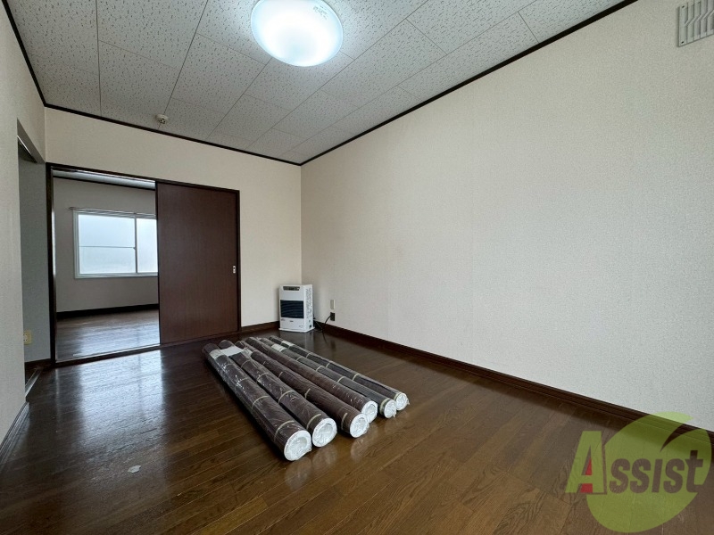 居室・リビング　広くてキレイなお部屋が広がっていて、充実した生活が送れそう。