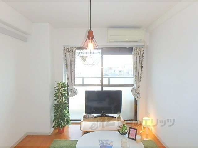 居室・リビング　居室