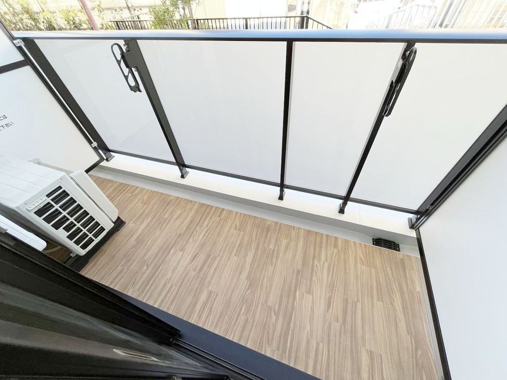 バルコニー　バルコニー