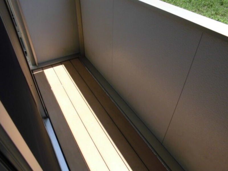 バルコニー　図面と現状に相違がある場合には現状を優先