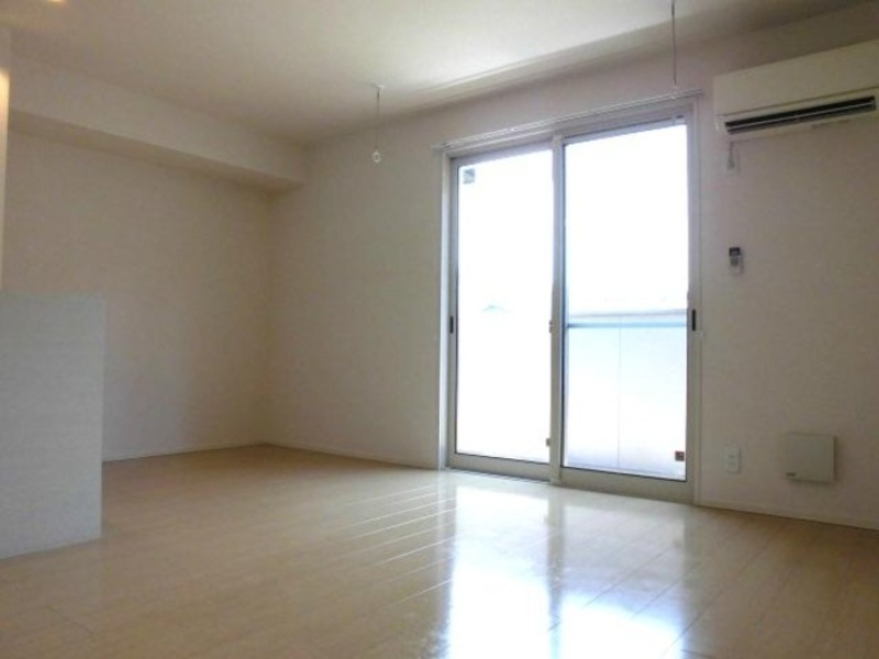 居室・リビング　図面と現状に相違がある場合には現状を優先