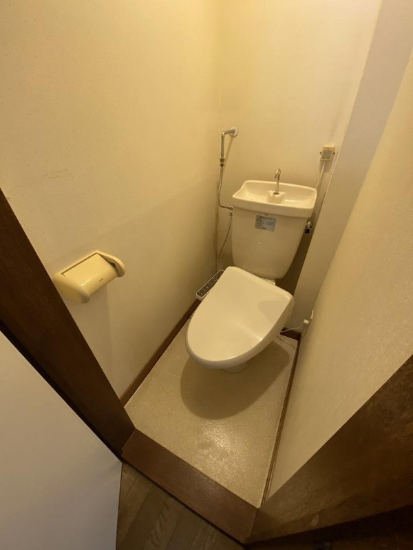 トイレ　トイレ