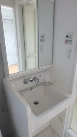 洗面設備　別タイプ部屋　参考写真です　2026年2月リノベーション予定