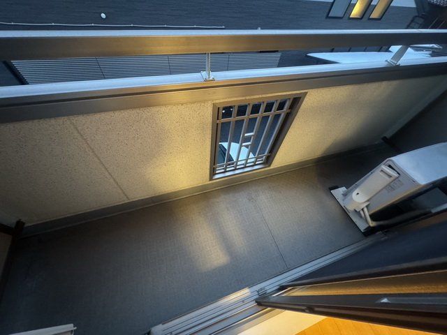 バルコニー　バルコニー