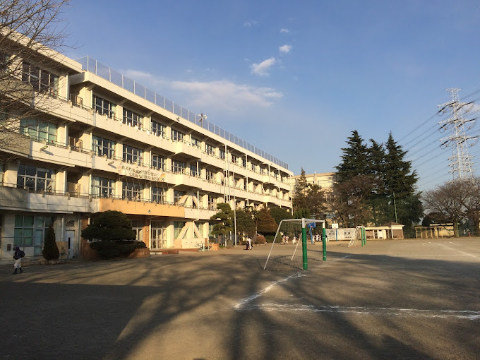 小学校　海老名市立有馬小学校（小学校）まで1197m