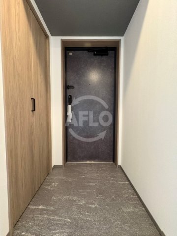 玄関　LEGALAND+ABENO SANMEICHO　玄関