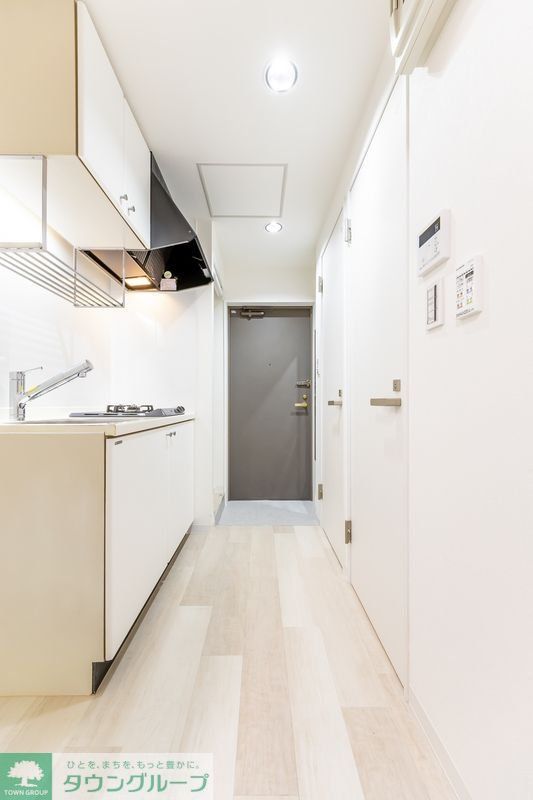 玄関　お部屋探しは株式会社　タウンハウジング　までお気軽にお問合…