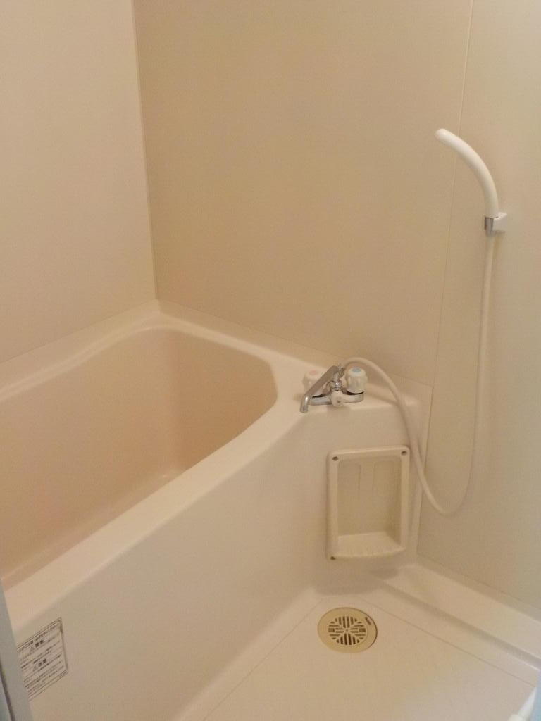 バス・シャワールーム　追い炊きもあります♪