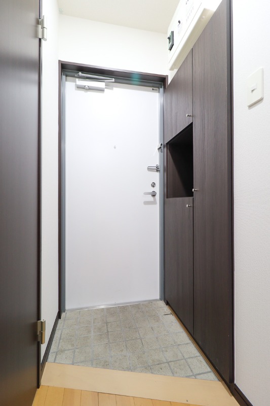 玄関　図面と現状に相違がある場合には現状を優先