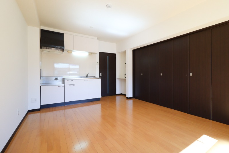 居室・リビング　図面と現状に相違がある場合には現状を優先