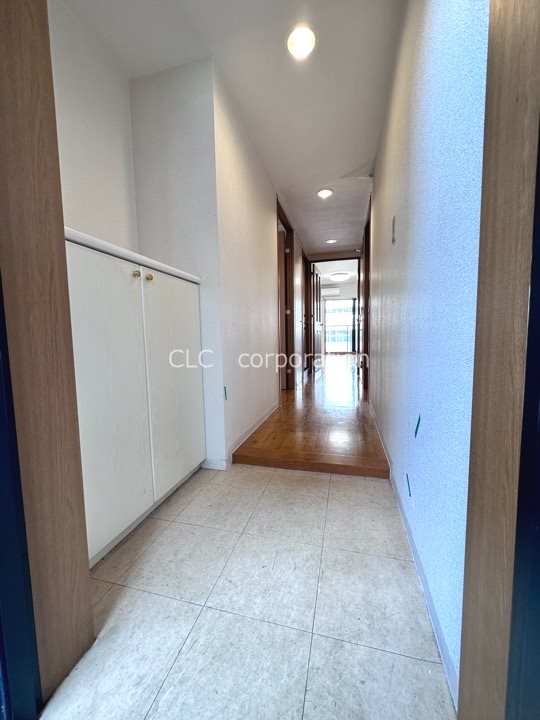 玄関　※参考写真