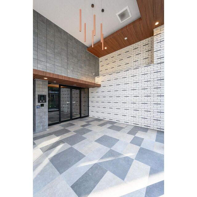 エントランス　清潔なエントランスです