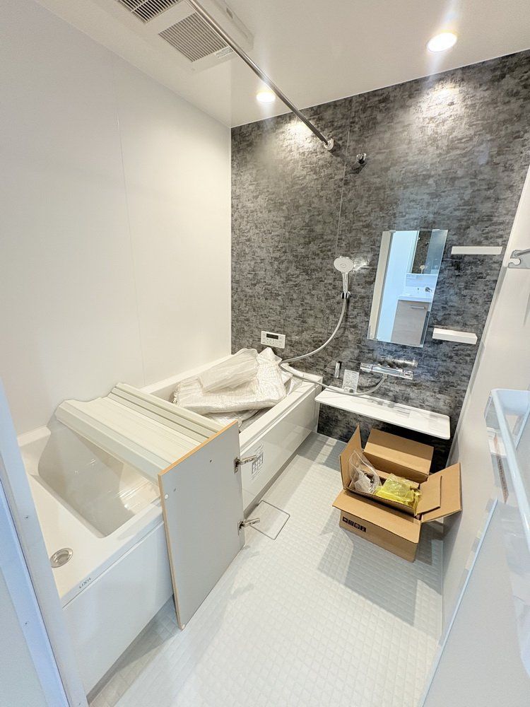 バス・シャワールーム　バス