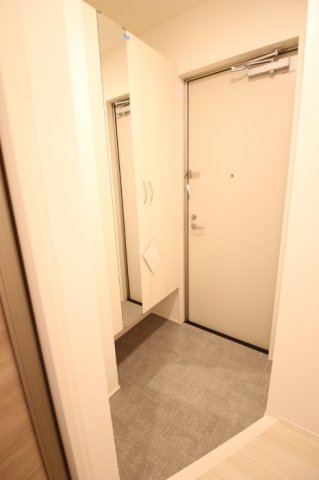 玄関　落ち着いた玄関です