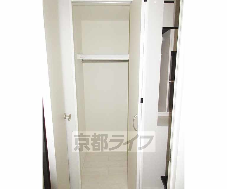 収納　多くの服を収納できます。