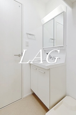 洗面設備　洗面台です。