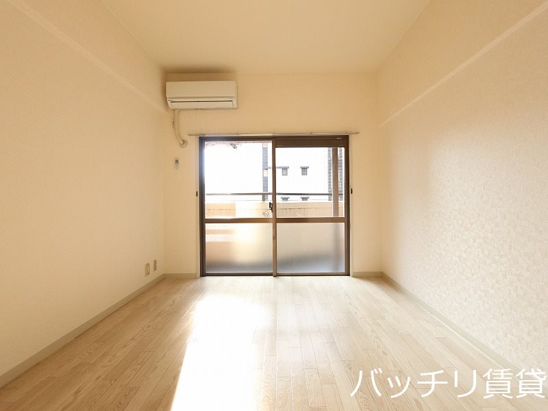 居室・リビング　別号室イメージの為、現状を優先致します