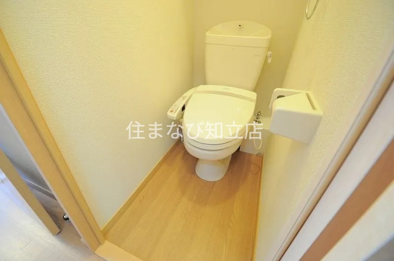 トイレ　同型写真