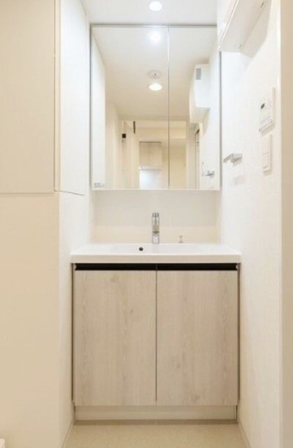 洗面設備　同仕様写真