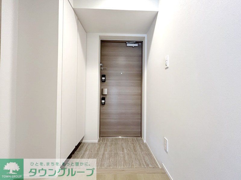 玄関　お部屋探しは株式会社　タウンハウジング　までお気軽にお問合…