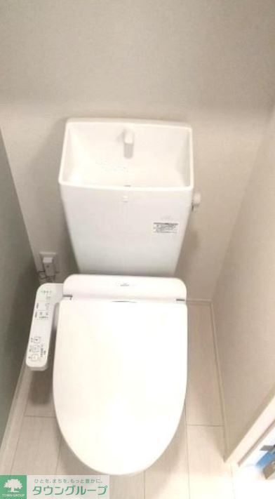 トイレ　トイレ