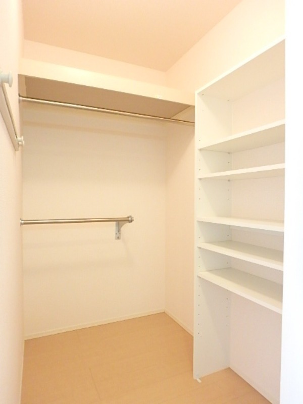 収納　図面と現状に相違がある場合には現状を優先