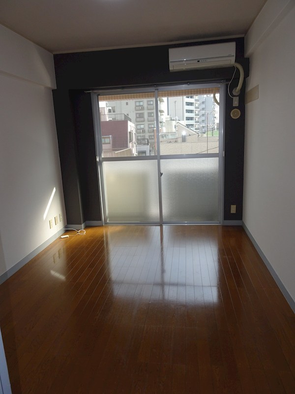 居室・リビング　同仕様