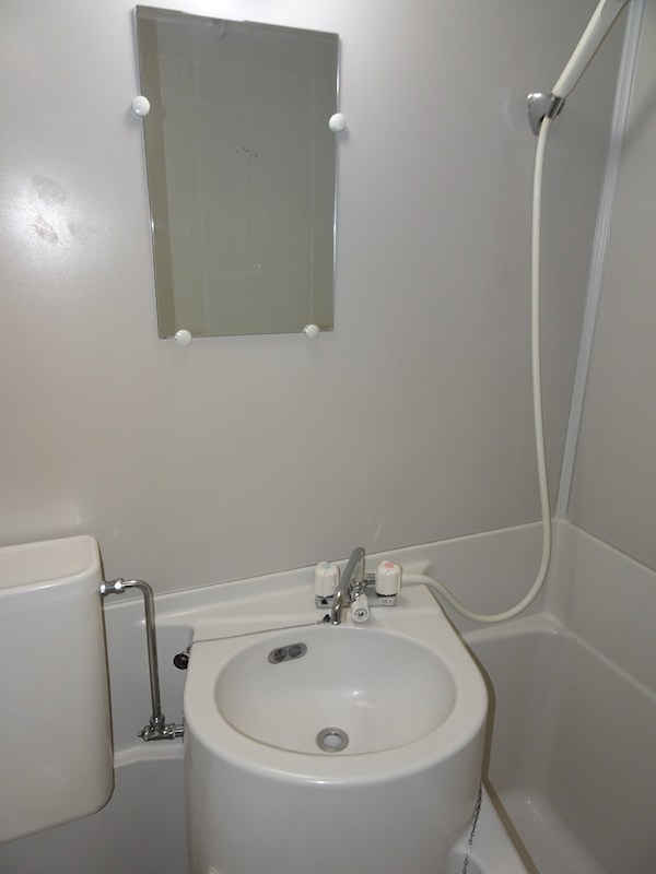 洗面設備　同仕様