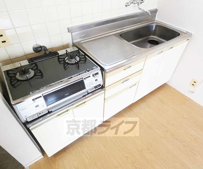 キッチン　コンロ付きキッチン。