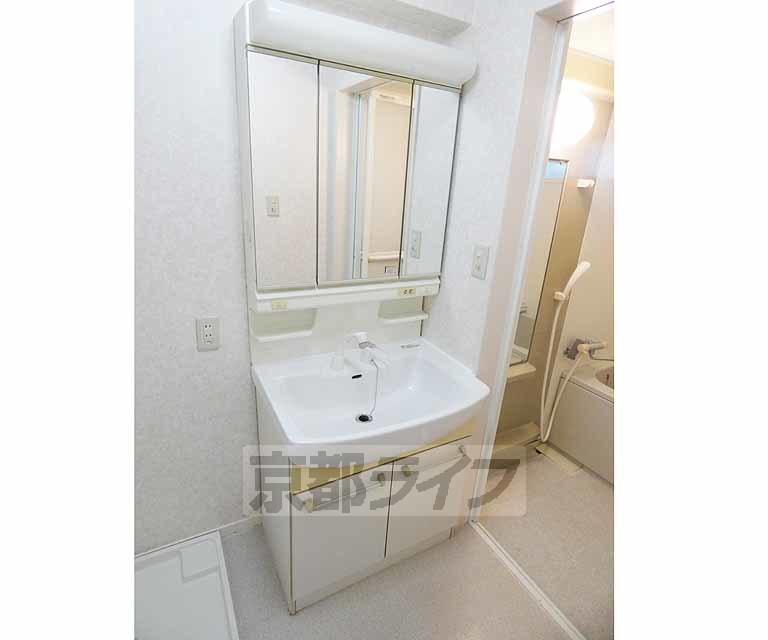 洗面設備　シャンプードレッサー。