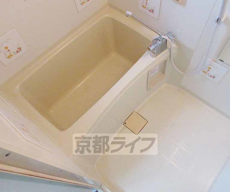 バス・シャワールーム　清潔感のあるバスルームです！