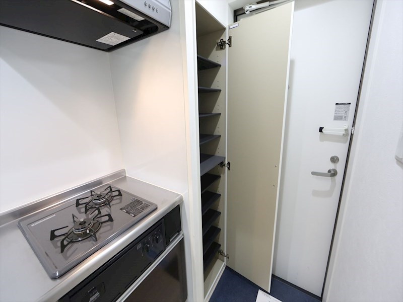 収納　玄関　シューズボックス付（収納充実してます）