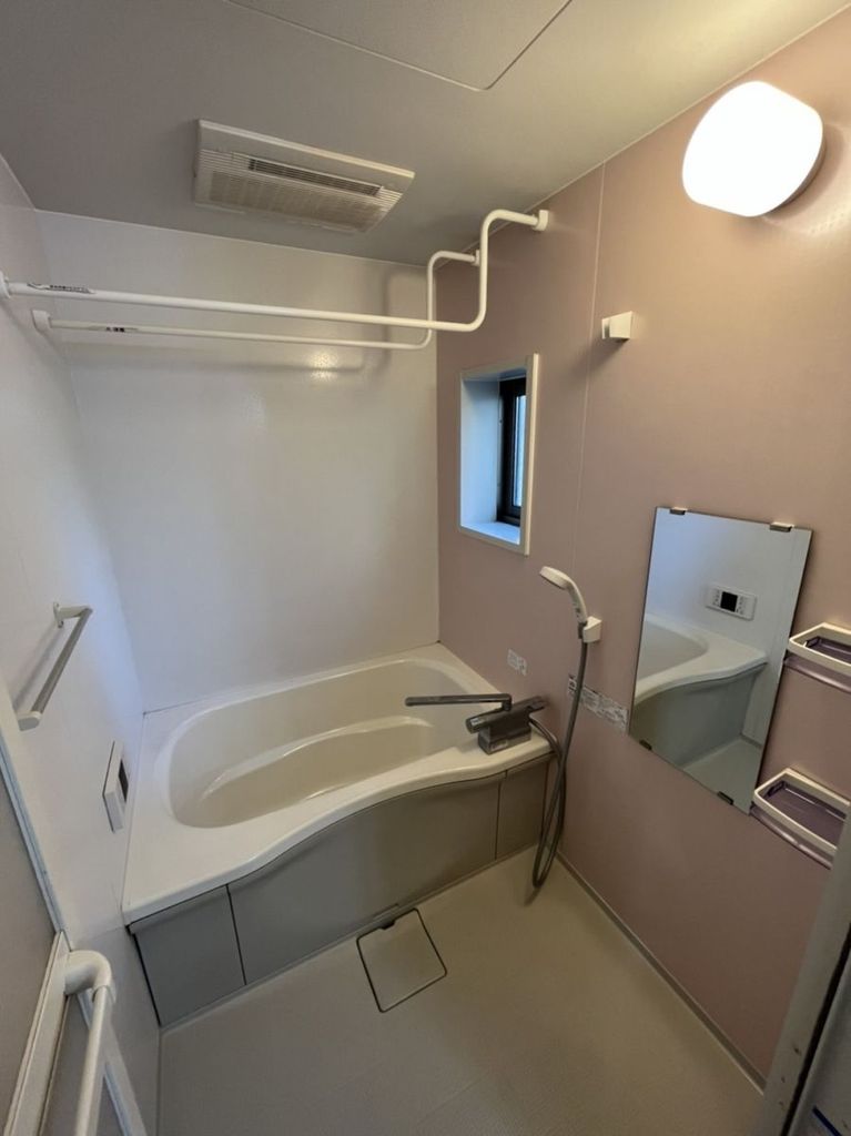 バス・シャワールーム　バス