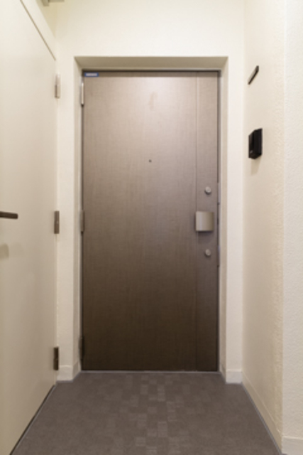 玄関　※写真は同タイプ住戸です。