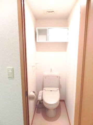 トイレ　※別部屋参考写真