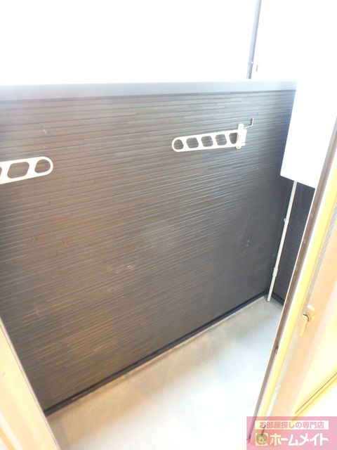 バルコニー　同メーカー施工例。