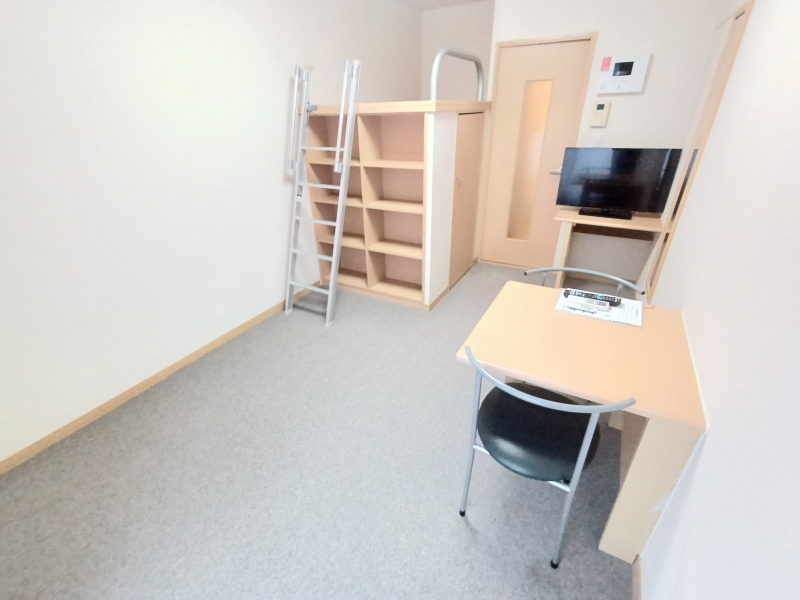 その他部屋・スペース　1Fフローリング2Ｆ絨毯　設備・仕様が異なる場合がございます