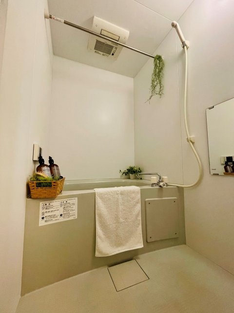 バス・シャワールーム　お風呂で日々の疲れを落としましょう