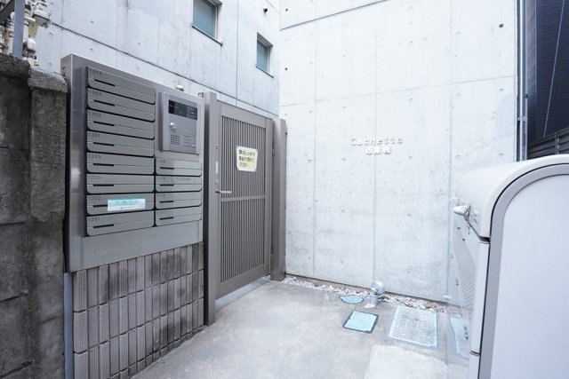 エントランス　清潔なエントランスです