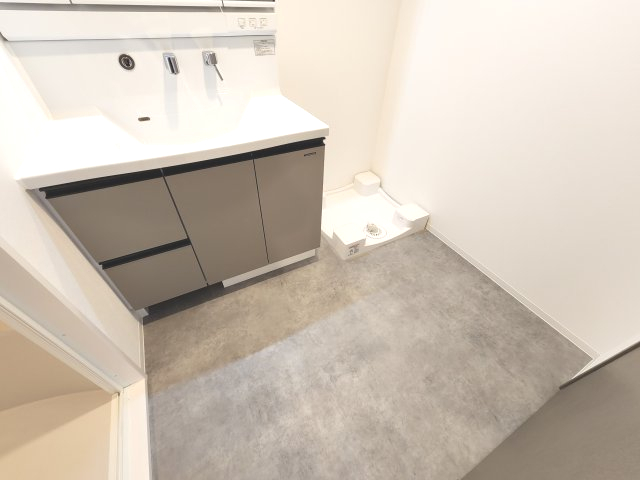 洗面設備　詳細は、RISUMO江坂本店までお問合せください♪