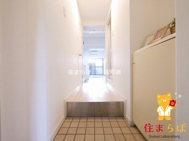 玄関　「気になったら、LINEで気軽に相談できますよ。」